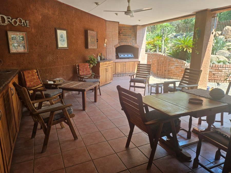 5 Bedroom Property for Sale in Roodekopjes Ah North West